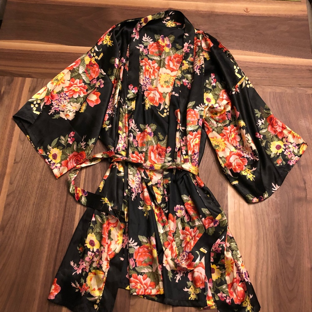Floral robe